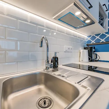 Slaska 12 By Comfort Apartment
